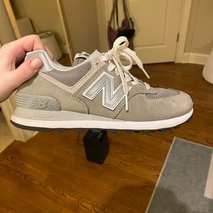 New Balance Women’s 574 Light Grey